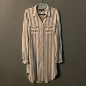 Sharagano Cotton Cream & Beige Shirtdress Long Sleeve with Pockets. Size 8